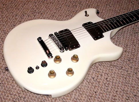 White Roland G-303