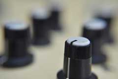 Roland G-77 Bass Ivory